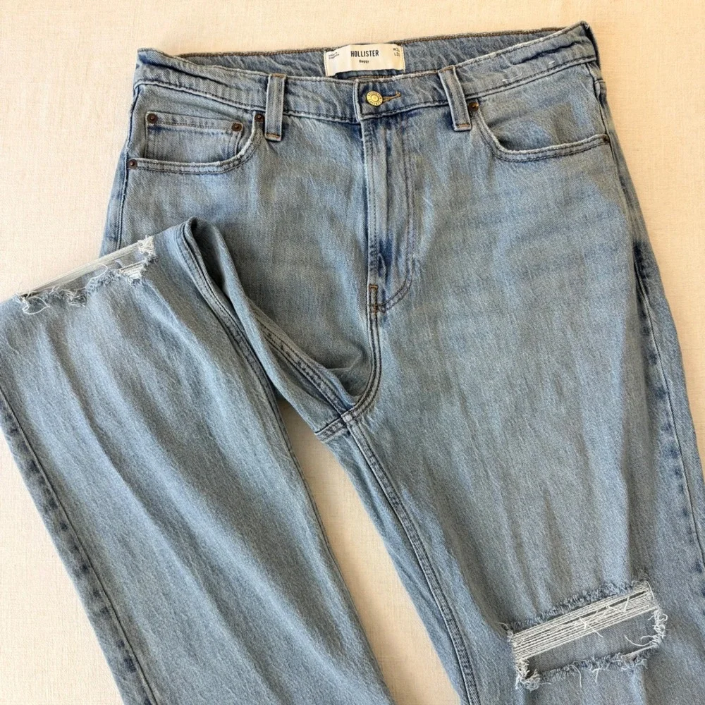 Hollister Baggy Jeans Mens 34x32 Light Wash Distressed Ripped Skater Denim